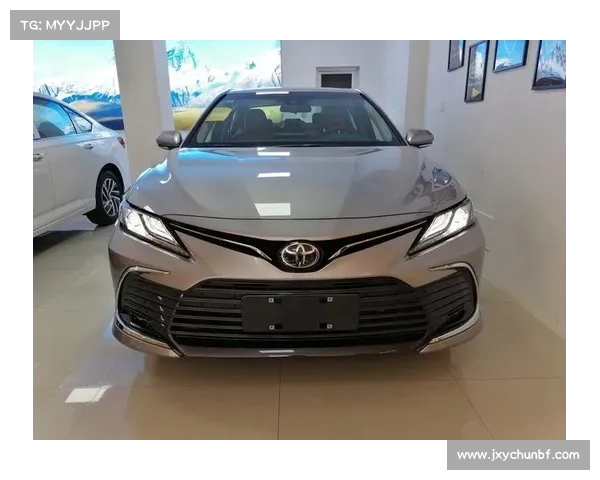 全新十代雅阁，耀眼光芒超越凯美瑞，中配版很“鸡肋”